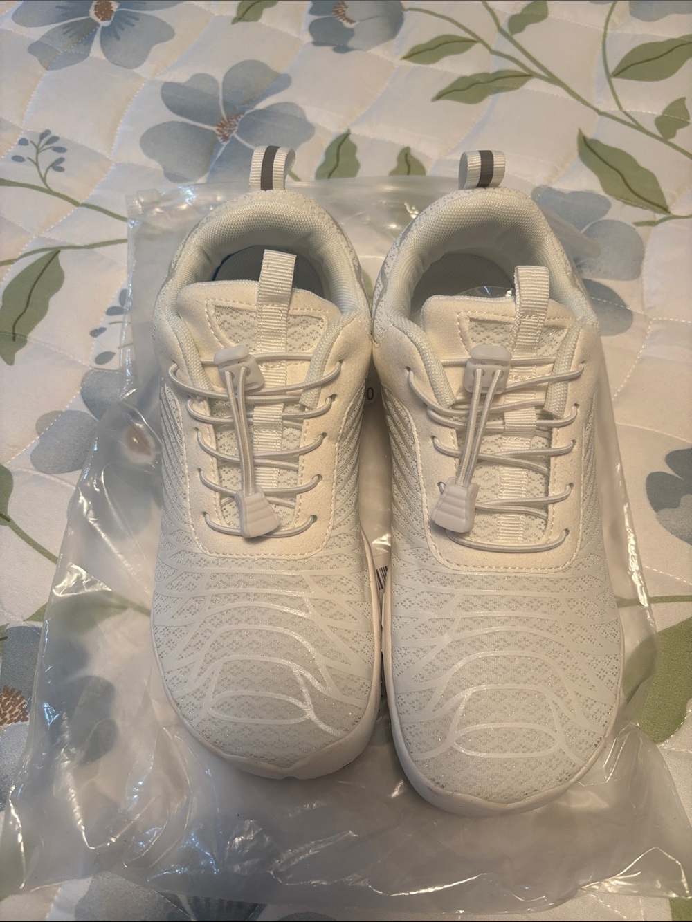 SNEAKERS: All-White Lightweight Slip-On Sneakers by Orthofit